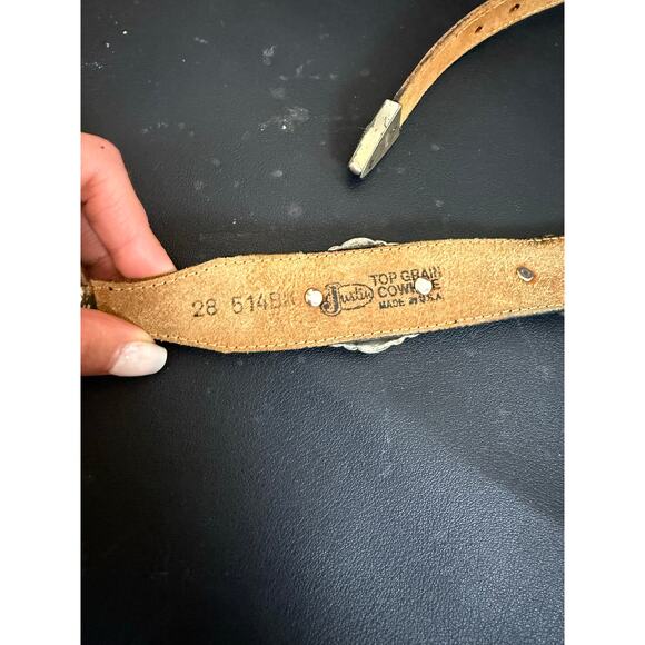 1992 Vintage Top Grain Cowhide Leather Silver Concho Belt Western Size 28 - Picture 7 of 7